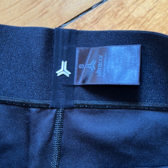 Ultracor Black Lightning Leggings with Iridescent Lightning Bolts - Picture 4 of 8